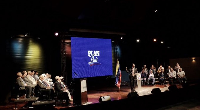 Grupos feministas y trans están elaborando un Plan País con perspectiva de género / Foto: @jguaido