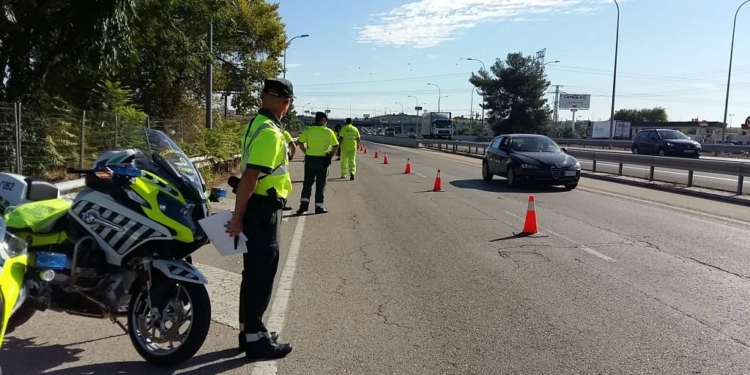 Los venezolanos en Madrid y Barcelona cruzan media España para canjear su carnet de conducir. / Foto: DGT