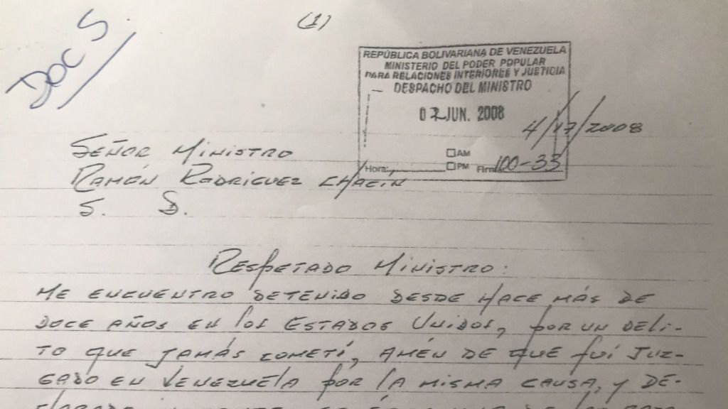 Carvajal presentó la carta de un militante chavista como prueba / Foto: David Placer