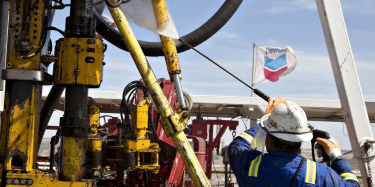 Chevron busca extender sortear las sanciones de EEUU contra el régimen de Maduro y resistir en Venezuela. /Foto: WC