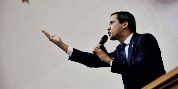 La AN de Guaidó pretende impulsar el cambio de autoridades del CNE / Foto: @jguaido