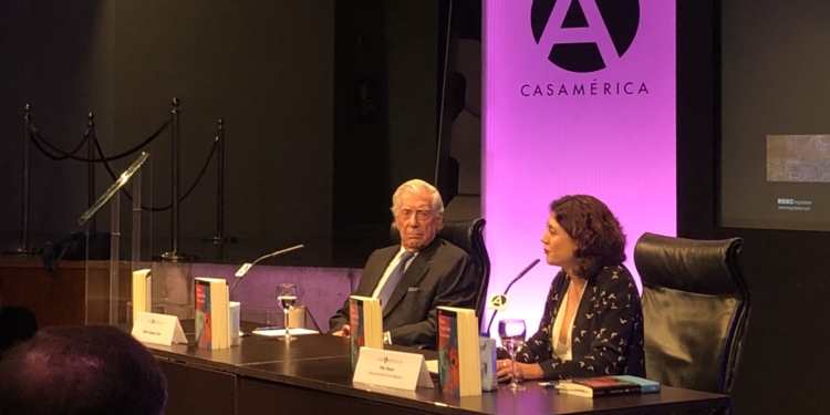 Mario Vargas Llosa presentó su nuevo libro en la Casa de América de Madrid / Foto: ALN