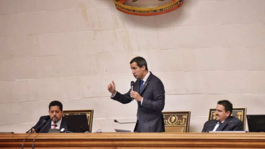 Guaidó aseguró que sólo la Asamblea Nacional puede designar el CNE / Foto: @AsambleaVE