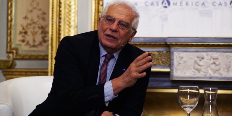 Josep Borrell reconoce que el sistema consular de España no está a la altura / Foto: Casa de América