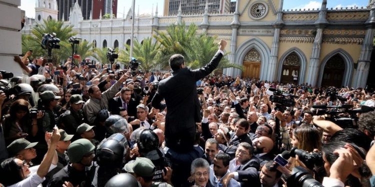 A Juan Guaidó le protege la comunidad internacional / Foto: AN