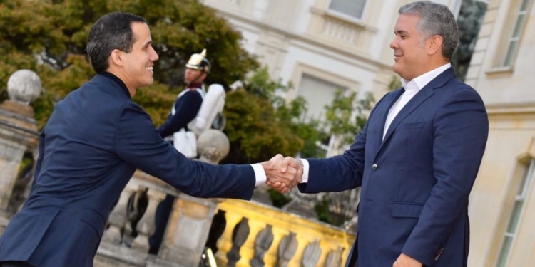 Juan Guaidó mantuvo una reunión de trabajo con Iván Duque / Foto: Centro de Comunicación Nacional