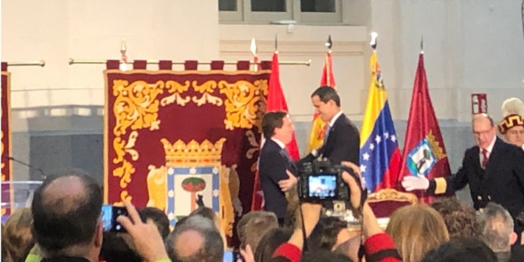 Guaidó fue apoyado por la élite política e intelectual de España / Foto: ALN