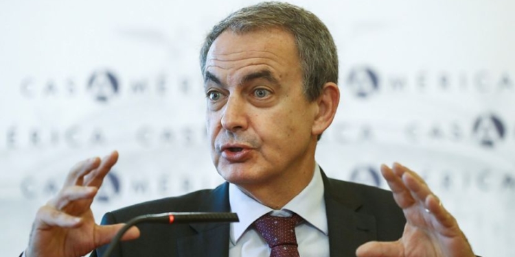 Zapatero dice que el gobierno de Bolivia delira / Foto: Casa de América