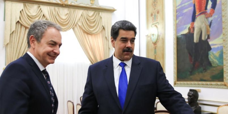 La visita de Zapatero a Maduro se produce en un momento inoportuno / Foto: Prensa Maduro