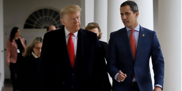 La foto de Guaidó con Trump tiene en sí misma un mensaje político / Foto: Prensa Guaidó