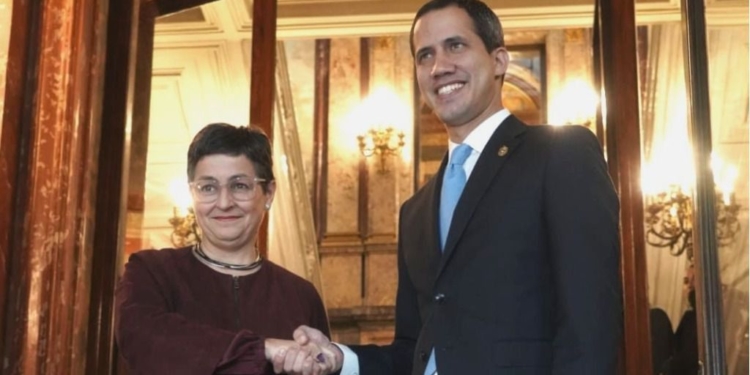 La ministra de Exteriores, Arancha González Laya, recibió a Guaidó en Madrid / Foto: CCN