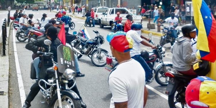 Con Maduro los colectivos están más alineados con el régimen / Foto: WC