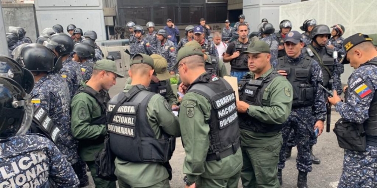 ¿La marcha de este martes llegará hasta la Asamblea Nacional? Desde el 5 de enero está bloqueada / Foto: CCN