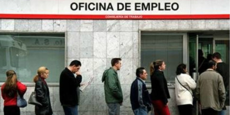 En un ERTE los empleados cobran el subsidio por desempleo de la seguridad social / Foto: WC