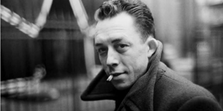 Albert Camus: “Jamás he podido renunciar a la luz, a la felicidad de existir” / Foto: WC