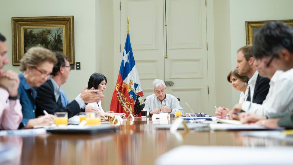Piñera y la oposición acordaron aplazar el plebiscito en Chile / Foto: @sebastianpinera