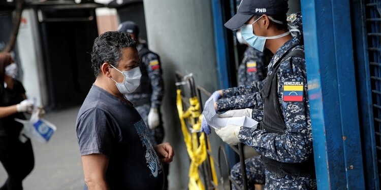 En Venezuela temen que la pandemia pueda alcanzar proporciones dantescas / Foto: WC