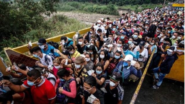 El pasado fin de semana se estimó que unos 600 venezolanos retornaron de Colombia / Foto: Acnur