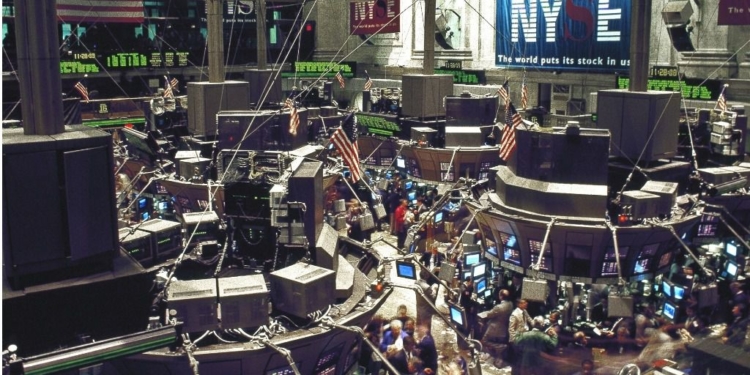 Wall Street parece negarse a entender los efectos que esta pandemia tendrá en la economía / Foto: WC