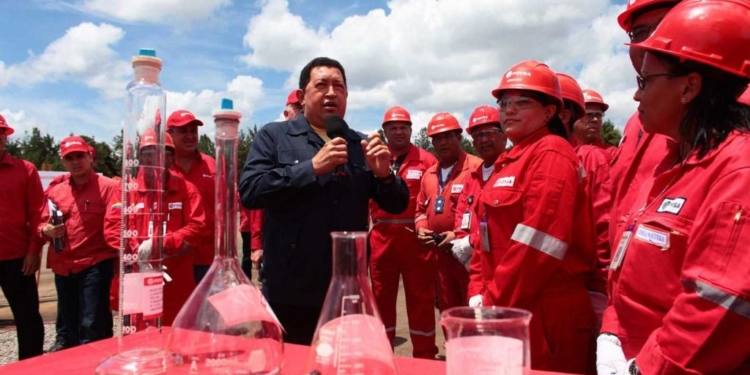 A Chávez el precio de la gasolina le dio un relato para el poder / Foto: PDVSA