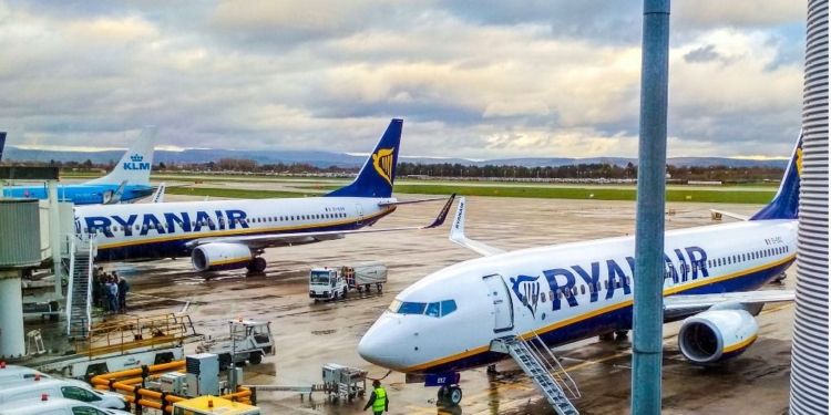 Ryanair voló con más de 152 millones de pasajeros el año pasado, colocándolo en la cima de la clasificación de las aerolíneas europeas de bajo costo / Foto: Pixabay