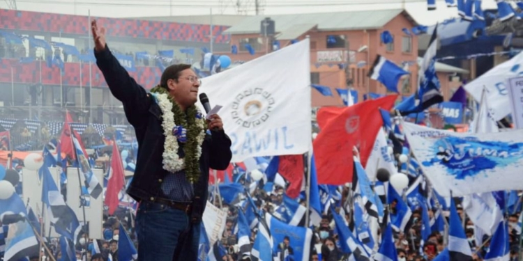 Luis Arce reitera que es su gobierno, no el de Evo Morales / Foto: MAS