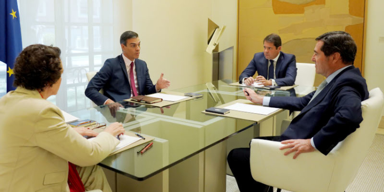 El gobierno ya ha alcanzado seis acuerdos con los empresarios / Foto: Moncloa