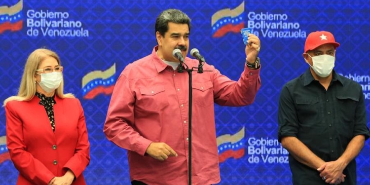 Maduro ya controla todos los poderes en Venezuela / Foto: PrensaVE