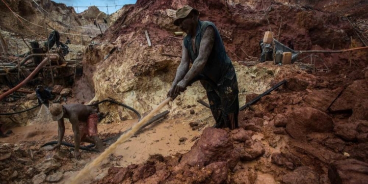 Los derechos humanos no se respetan en las minas del Orinoco / Foto: HRW