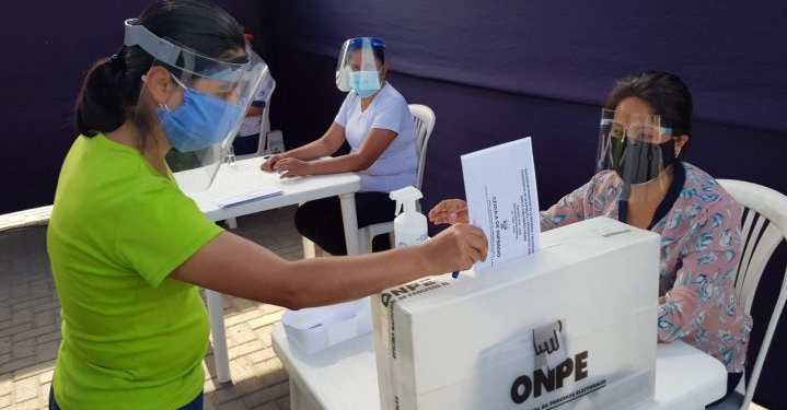 Las elecciones en Perú se ponen apretadas / Foto: ONPE