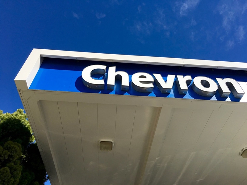 Chevron ha tenido una licencia especial de operación que la exime de las sanciones. Foto: Flickr