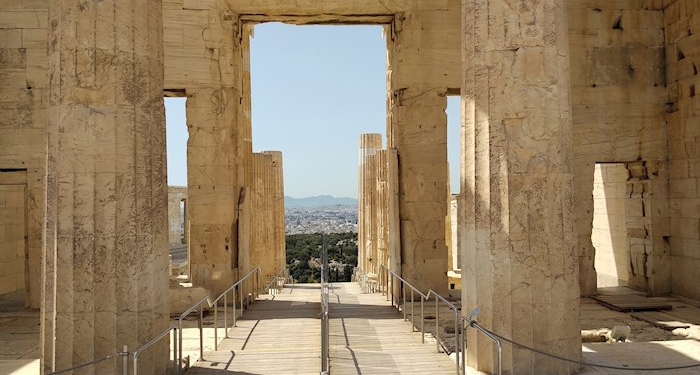 Los Propileos de Atenas, el acceso occidental a la Acrópolis.