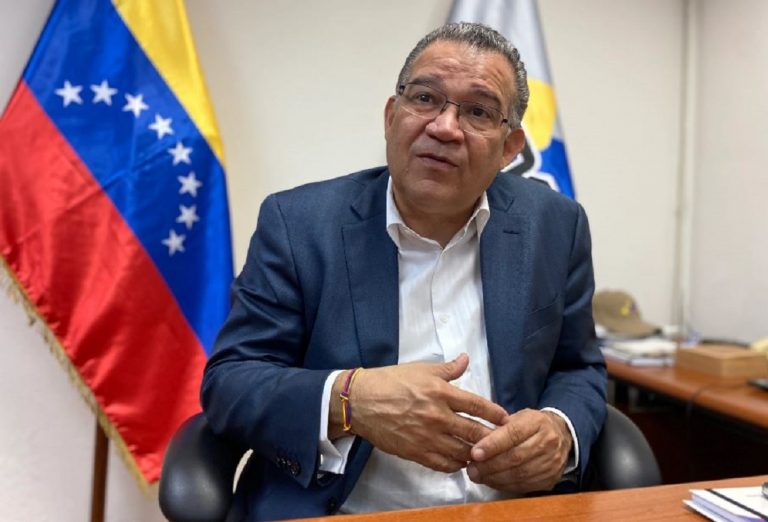 Enrique Márquez no abandonará la carrera presidencial como “alternativa” ante “obstáculos” del Gobierno