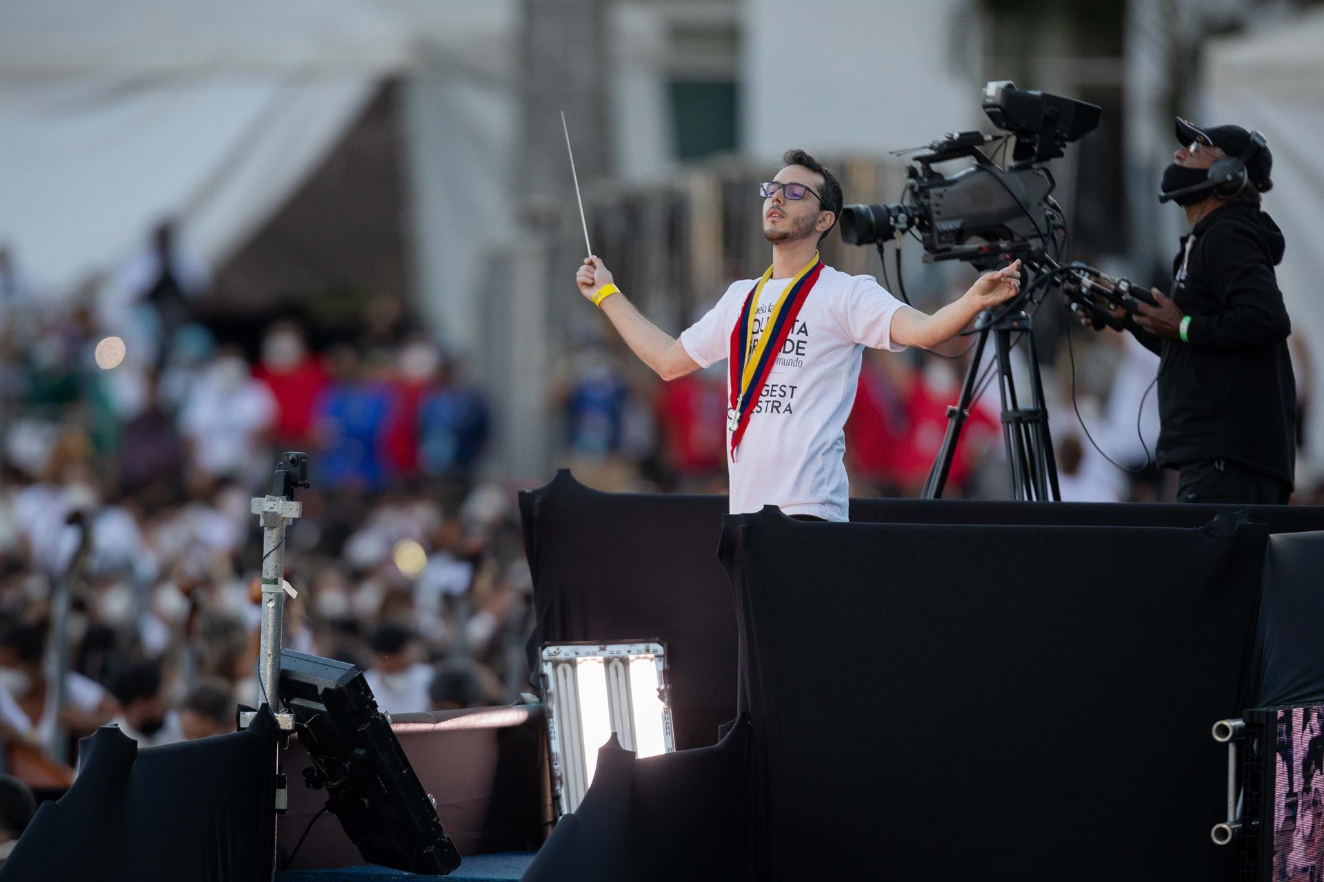 Venezuela: 12.000 músicos para intentar romper el récord de la orquesta más grande del mundo (+fotos y video)