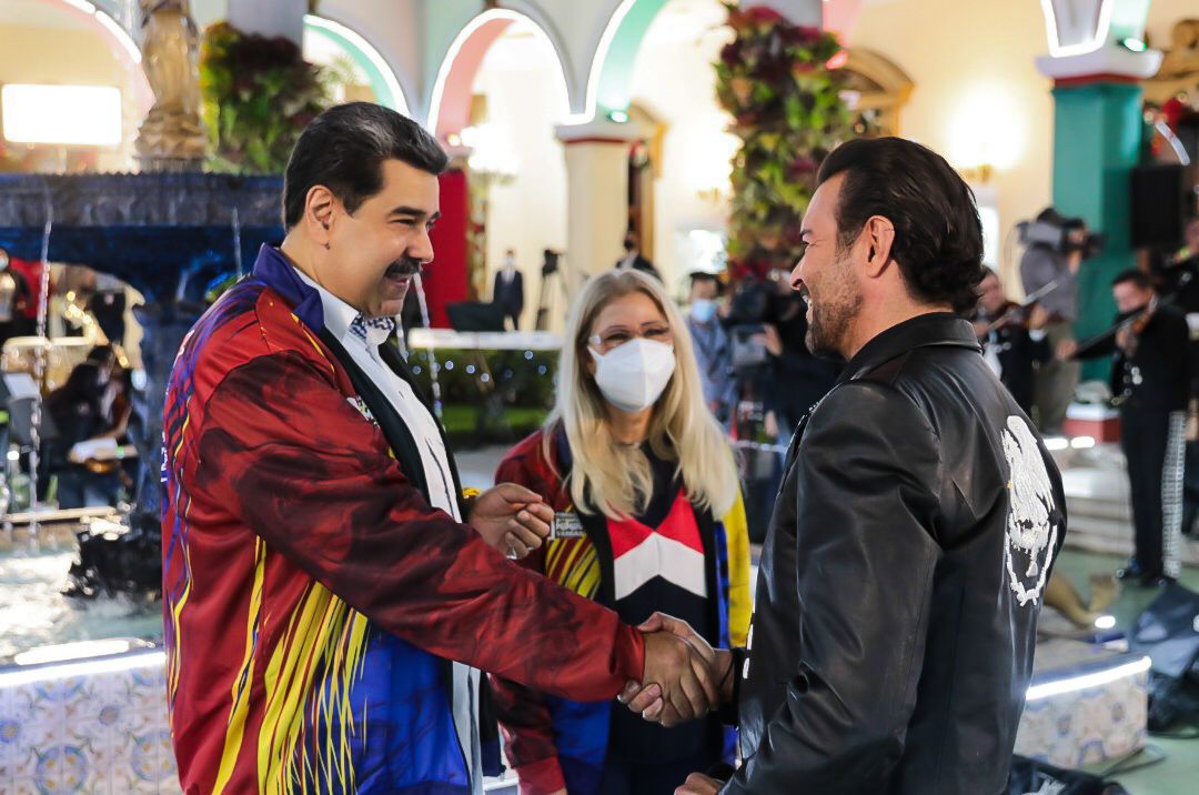 Cumpleaños de Maduro con Pablo Montero