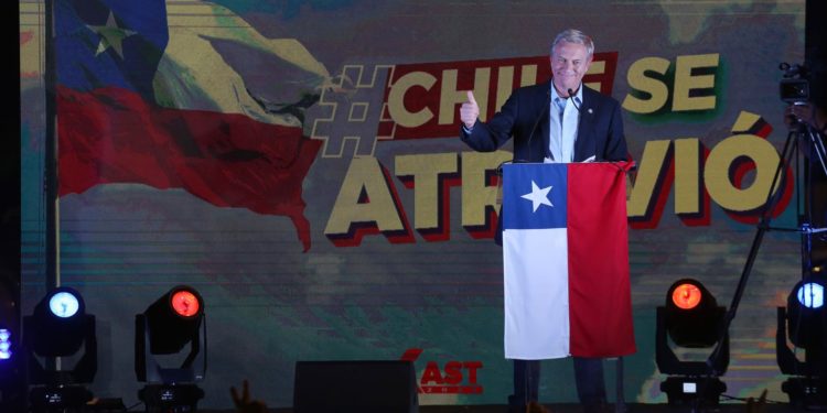 La izquierda chilena ha metido a José Antonio Kast en la segunda vuelta electoral y lo podría hacer presidente