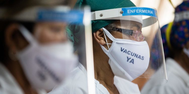 El ultimátum de los enfermeros de Venezuela: Dejan de percibir 20 dólares por mes o renuncian