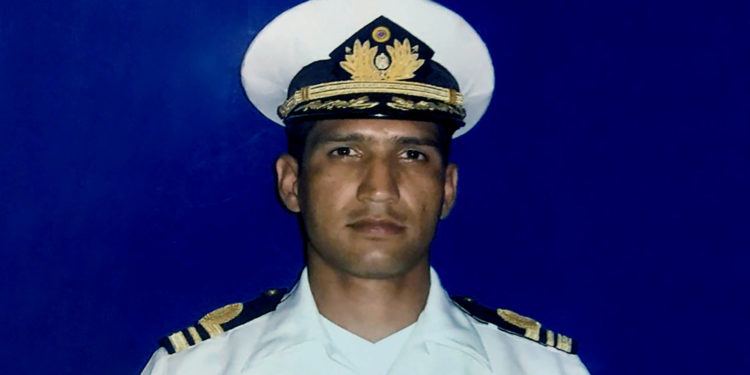 La viuda del capitán Acosta Arévalo exige "verdadera justicia" a 30 meses de su asesinato