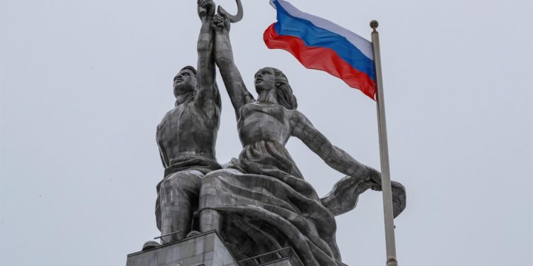 La URSS ya murió, pero Putin sigue de luto