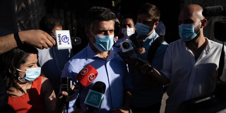 Leopoldo López se reúne con Kast en Chile