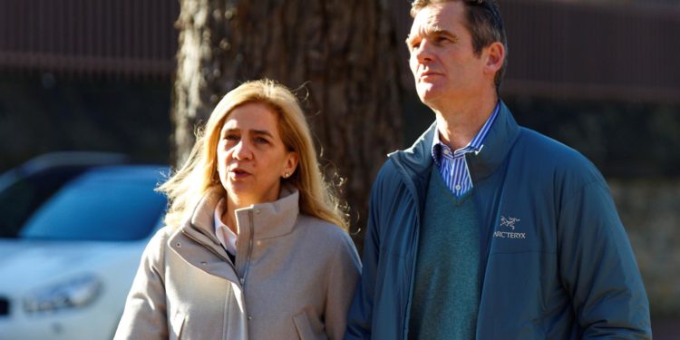 Infanta Cristina y Urdangarin deciden "interrumpir su relación matrimonial"