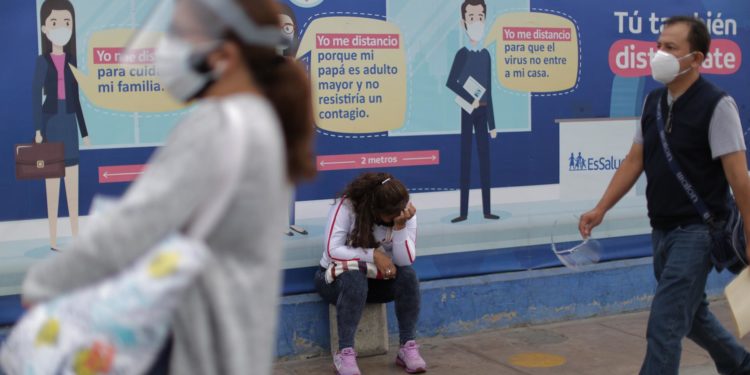 Perú lamenta "triste récord" de ser el país con más huérfanos por la covid 19