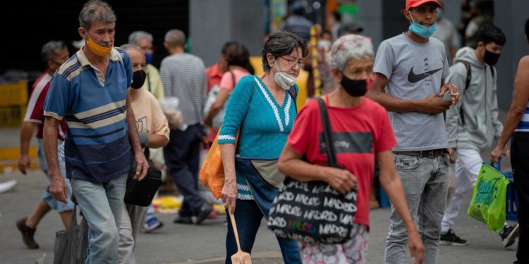 enezuela vive una "luna de miel" con la variante ómicron, pero los contagios aumentarán