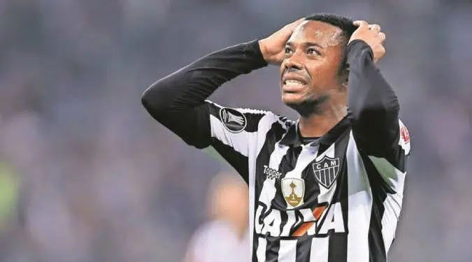 Fiscalía italiana pide orden de arresto y extradición de Robinho