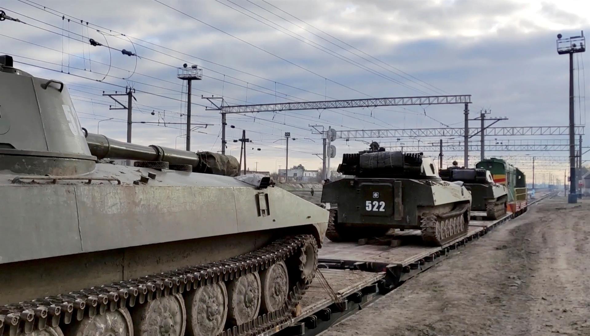 Rusia retira las tropas próximas a Ucrania pero pide reconocer a los separatistas del Donbás
