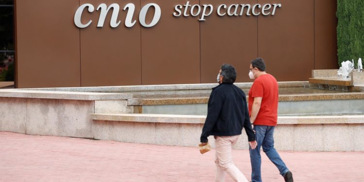 La OMS alerta de "impacto catastrófico" de pandemia en pacientes de cáncer