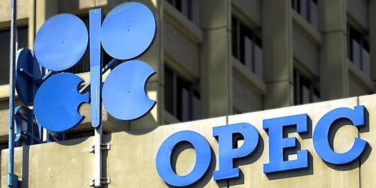La OPEP+ abre los grifos por otros 400.000 barriles diarios en marzo