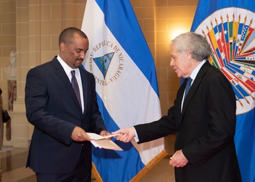 El embajador de Nicaragua en la OEA carga contra la "dictadura" de Ortega