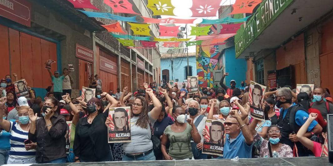 Pedro Carvajalino y el Alcalde de Sucre piden la liberación de Álex Saab desde la Redoma de Petare (+fotos)