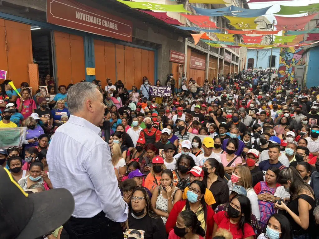 Pedro Carvajalino y el Alcalde de Sucre piden la liberación de Álex Saab desde la Redoma de Petare (+fotos)